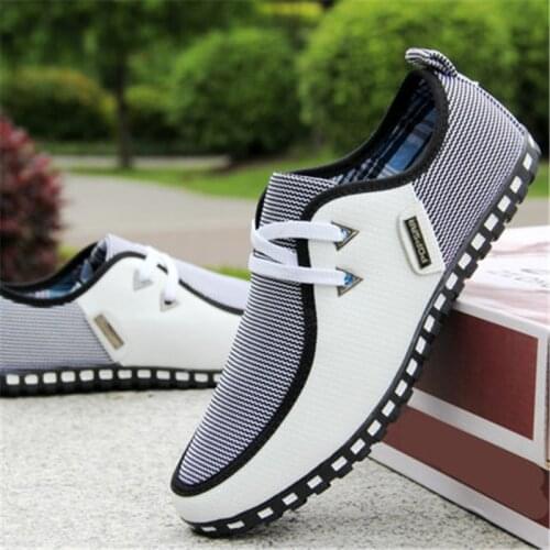 Fashion Driving Shoes Men Flats Slip On Loafers Italian Breathable Flat Shoes Men Casual Shoes Zapatillas Hombre Plus Size 39-46