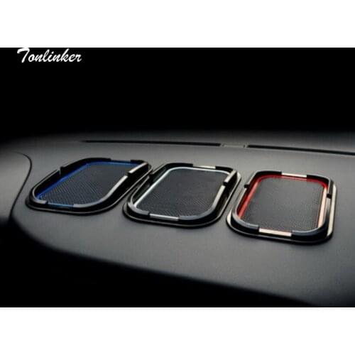 Tonlinker Cover stickers For Mitsubishi Outlander 2016-18 Car Styling 1 PCS silicone The phone antiskid mat holder with logo