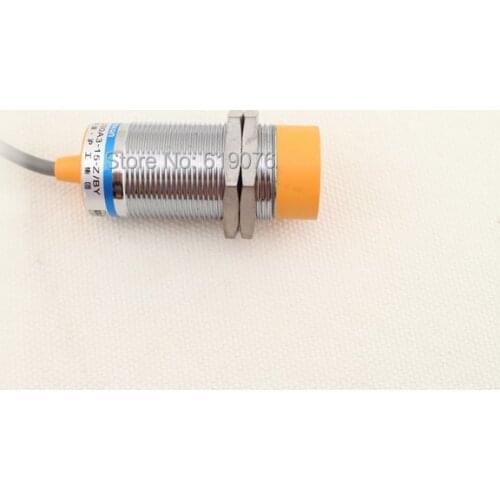 5Pcs M30 Three Wire DC NPN NO+NC 15mm distance measuring Inductive proximity switch sensor -LJ30A3-15-Z/CX