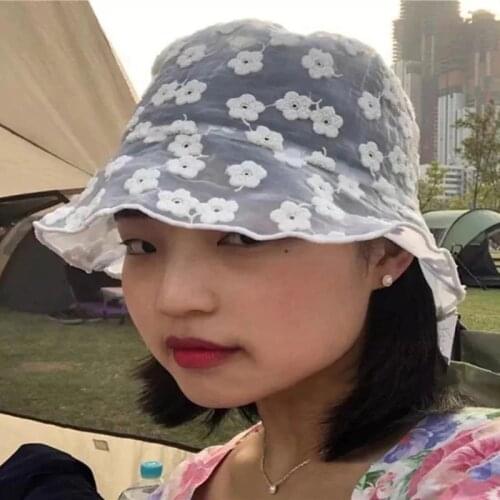 Female Beret Sun Protection Flower Hollow Lace Hat Summer Fashion Breathable Thin Fisherman Schoolmate Party Gift Black White