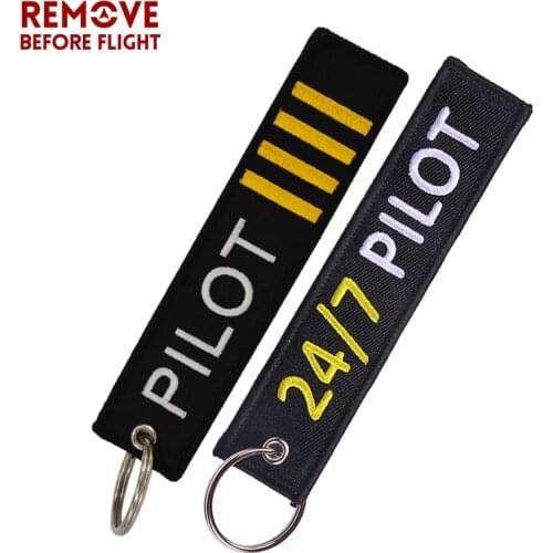Remove Before Flight PILOT Key Chain Jewelry Safety Tag Keychain for Bag Embroidery Pilot Key Ring Chain for Aviation Gifts