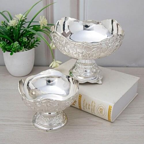Living room coffee table ornament metal high-grade creative fruit plate European-style high-footed silver fruit bowl fruit pot