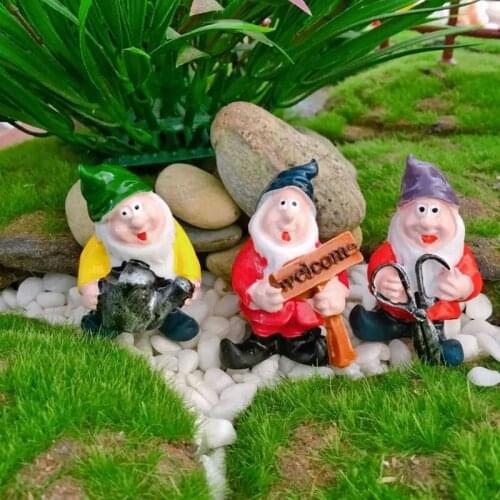 Mini seven dwarfs moss Hand-painted Garden Gnome Figures bonsai craft Lovely Garden Decoration Resin Birthday Gift Ornaments