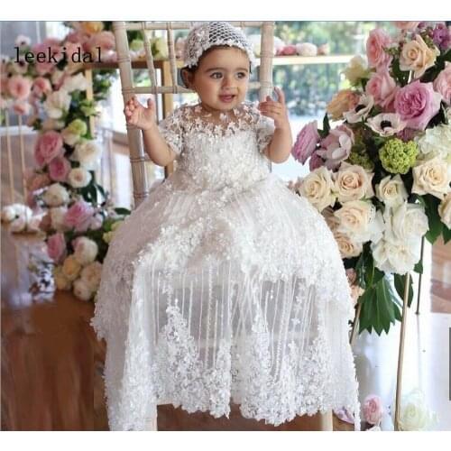 Luxury First Communion Dresses for Girls Jewel Neck Short Sleeve Lace Applique Beaded Long Christening Gown With Hat Top Quality