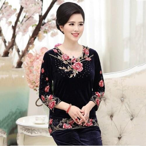 2020 Middle-aged Women Sportswear Suit Autumn Embroidery Gold Velvet 2 Piece Set Plus Size 5XL Sportsing Casual Clothing Sets