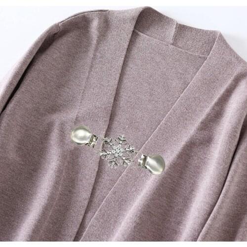 Retro Sweater Shawl Clips Retro Cardigan Collar Dress Shirt Brooch Pins for Women Girls Wearing