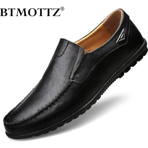 Men Casual Shoes Brand Genuine Leather Loafers Men Moccasins Breathable Slip on Italian Boat Shoes Black Plus Size 37-47 BTMOTTZ
