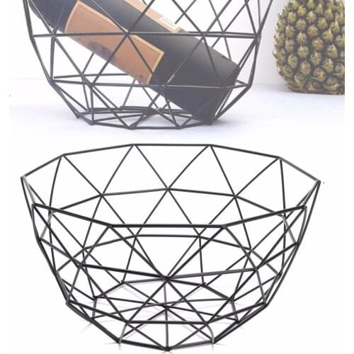 Northern Europe Home Storage Baskets Iron Fruit Snacks Candy Basket Desktop Bedroom Kitchen Decoration Containing Basket