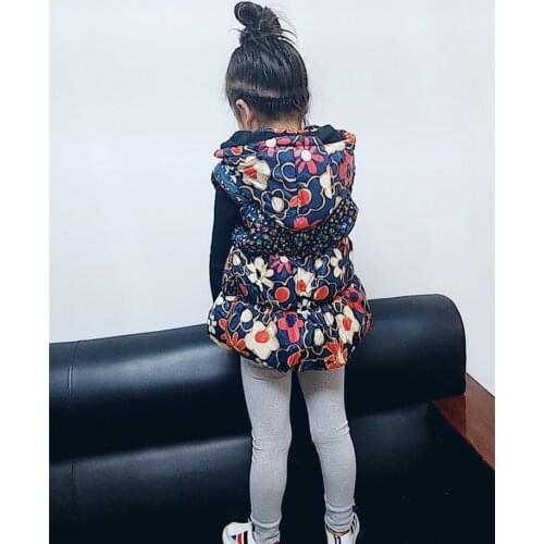 New Girls Winter Flower Vest Baby Winter Warm Waistcoat Kids Floral Hooded Waistcoat Child Thick Winter Outerwear Jacket Coat