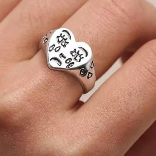 Creative Cry Face Rings for Women New Trendy Fashion Female Resizable Ring Jewelry Ladies Bar Night Club Jewelry Gifts Emo Retro