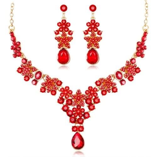 Brides Necklace Earrings Suite 2019 Pentagon Alloy Womens Necklace Earrings Two-piece Jewelry Suit