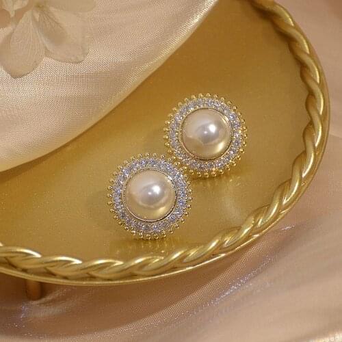 French Style Vintage Natural Pearls Stud Earrings Real Gold Plated Piercing Earring for Women 2021 New Trendy Jewelry