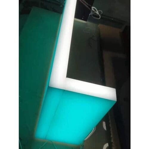 New Advertising Style Acrylic Full Lit Luminous 3D Straw Hat Lamp for Brand Show