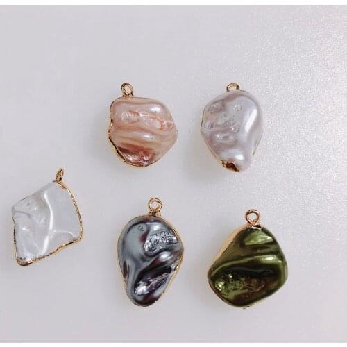 2 pieces / lot Irregular shaped retro color pearl bag gold rim pendant pendant earring earring accessories material