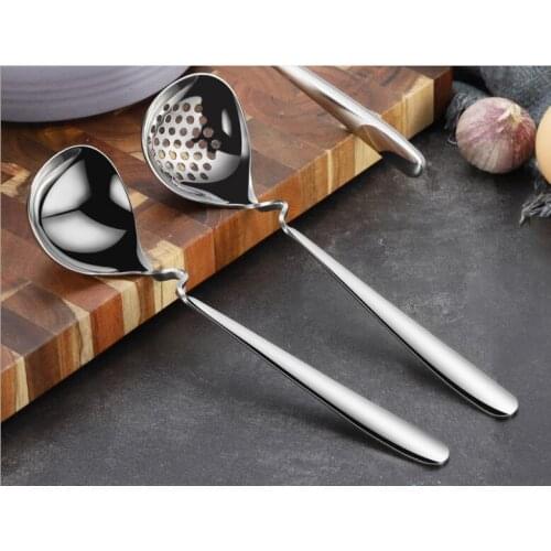 1PC Stainless Steel Colander Soup Spoon Filter Dessert Long Handle Strainer Skimmer Porridge Spoon Cooking Tool OK 1140