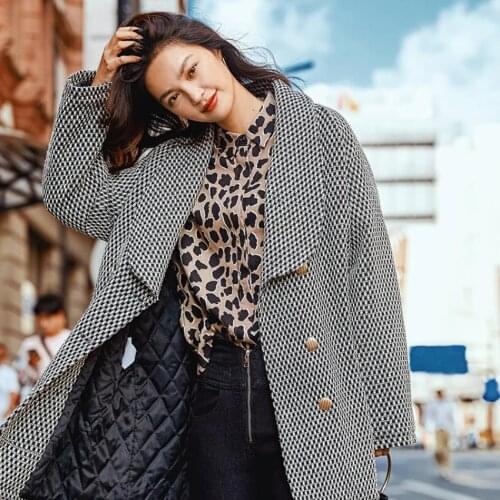 Winter fashion womens jacket Windbreaker plaid thicker warm woolen coat female long sleeve double breasted overcoat wq1109