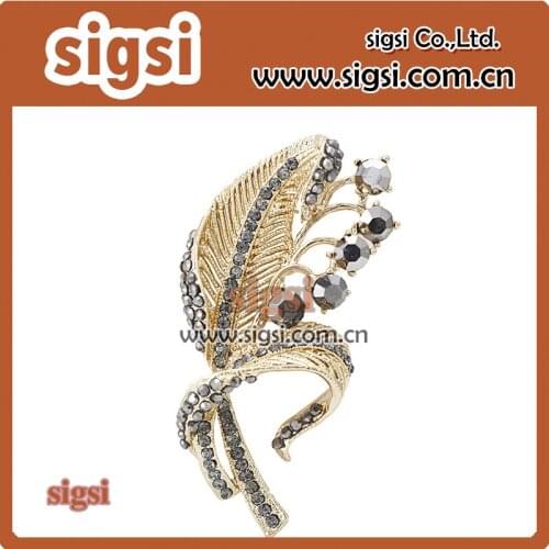 Visual gold leaf shape nice rhinestone brooch and pins