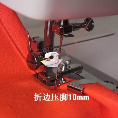 Industrial sewing machine with a hemming foot hemming foot