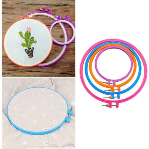 4Pcs Embroidery Hoops Plastic Circle Cross Stitch Hoop Rings Set for Art Craft