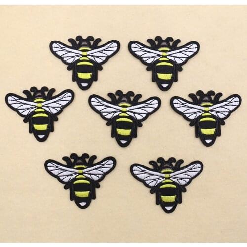 5PCS Animals Patches DIY Cute Patch 3D Cartoon Bee Embroidery Applique for Clothing Iron on Clothes Stickers Backpack Wholesale