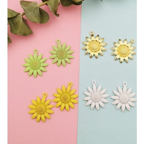 10Pcs/Lot New Yellow White Enamel Daisy Flower Charms For Bracelet Earring Necklace Pendants Alloy Jewelry Making Findings