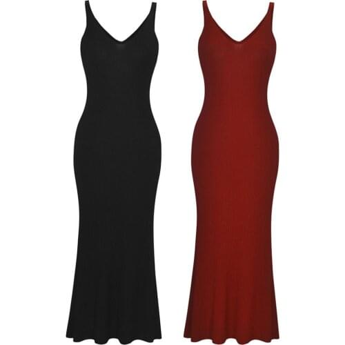 2021 Hot selling new Qu Zhu Bing Ma slim fit pure color sweater long skirt sexy suspender knitted dress