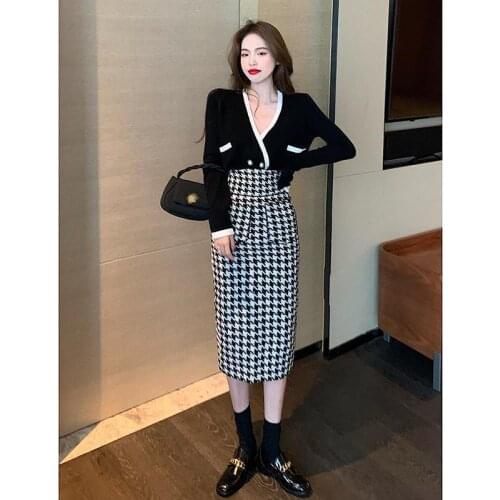 Spring New Suit Womens Irregular V-neck Sweater + Houndstooth High Waist Skirt Two-Piece Suit Fashion
