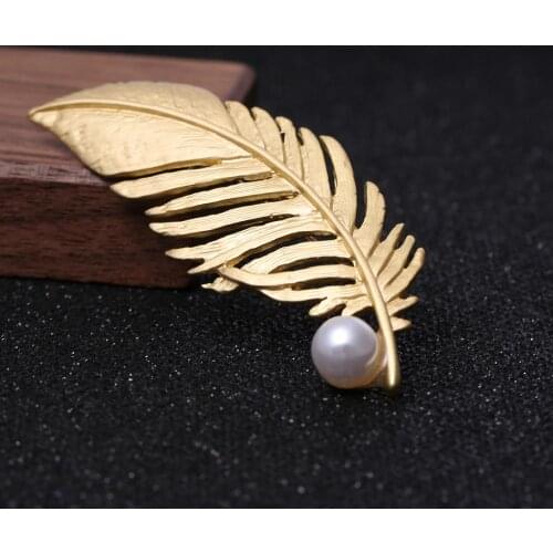 Metal Brooch 23x63mm gwith Pearl Feather Shape Pins Gold Sliver Plated for women cloth decoration gift
