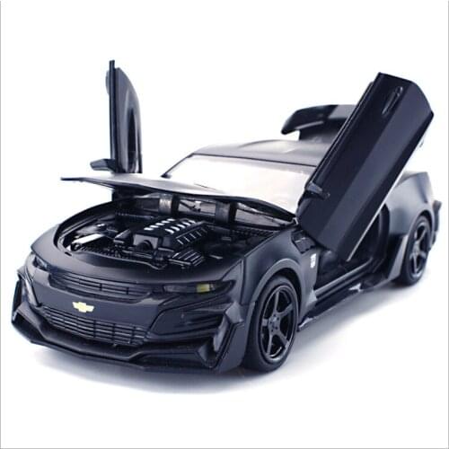 1: 32 simulation komaro car model alloy acousto optic car model car model ornaments childrens toys birthday gift black car