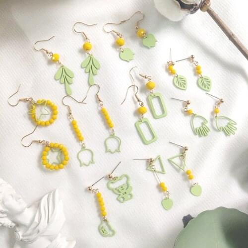 U-Magical Trendy Creative Contrast Color Geometric Flower Leaf Dangle Earrings for Women Beaded Hand Hollow Earring Jewelry Gift