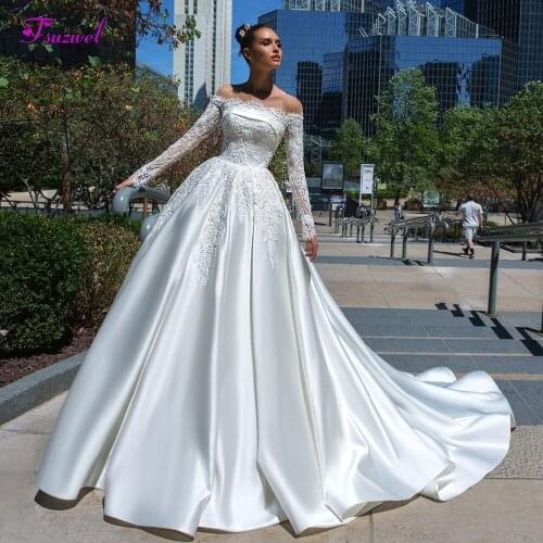 Fsuzwel New Arrival Scoop Neck Long Sleeve A-Line Wedding Dresses 2020 Luxury Beaded Appliques Satin Bride Gown Vestido de Noiva
