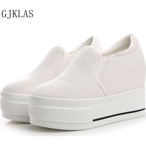 Women Loafers Heels Wedge Sneakers Slip on Canvas Shoes for Women Black White Sneakers Vulcanize Women Shoes Casual Platforms