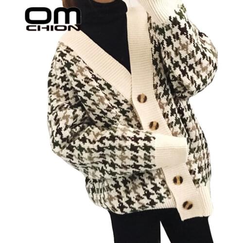 OMCHION Casaco Feminino 2021 Autumn New Korean V Neck Loose Cardigan Women Casual Vintage Plaid Oversized Sweater Coat Female