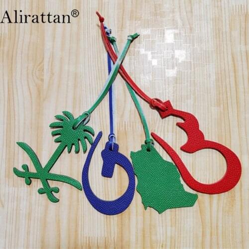 Alirattan New Genuine Leather Character Arabic Letter Bag Charm Alphabet Keychain Women Leather Bag Customized Pendant Ornament