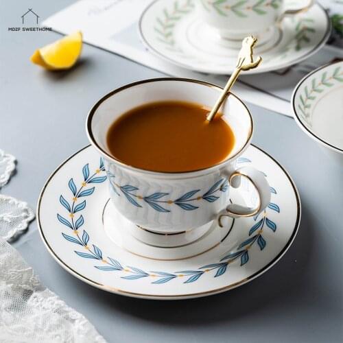 300ml Willow Leaf Gold Edge Mug Set Ceramic Handgrip Cup With Tray Breakfast Milk Tea Cup Kitchen European Drinkware