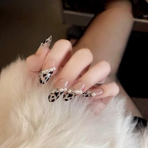 Leopard Pattern Bevel French Fake Nail Manicure Wearable Pearl Diamond False Nail Mid-length Patch Finished