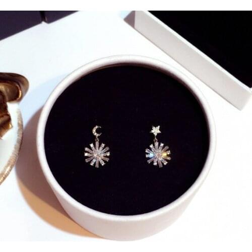 Korean Asymmetric Star Moon Women Chain Earrings Bridal For Wedding Wholesale Luxury Jewelry cute earrings