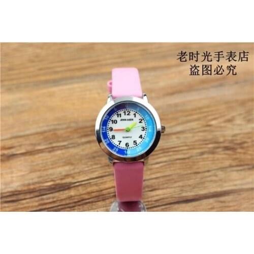 Popular childrens fashion simple digital color dial primary and middle school students quartz belt wrist watch