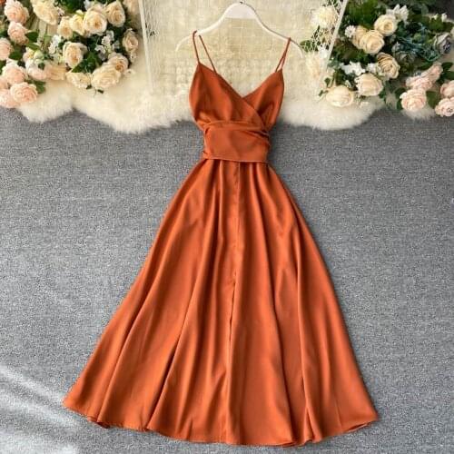 Womens Summer Dress Retro Holiday Style Solid Color V-neck Suspender Dress New Open Back Tie Waist Big Swing Dresses HH205