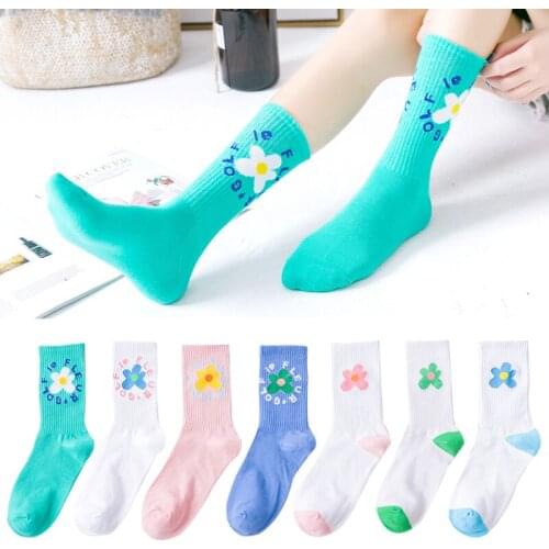 YZ-S-ZZ-0087 New Comfortable Cotton Socks Classic floret tricolor towel bottom sport in stocking skateboard contracted tide