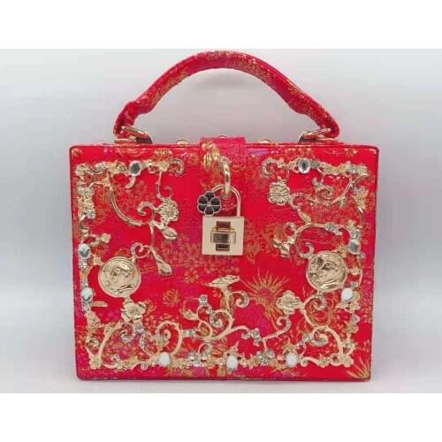 Female Red Metal Wedding Bridal Clutch Purse Best Design Girls' Crystal Party Clutches Bags Fashion Shoulder Small Chain Handbag