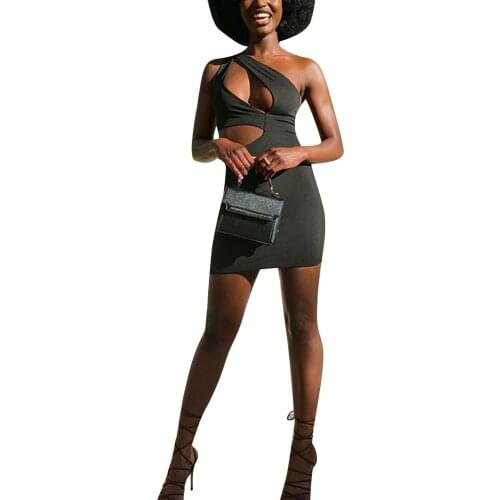 Women Close-fitting One-shoulder Sexy Dress, Black Solid Color Sleeveless Off-the-shoulder Irregular Collar Hollow Out, S/ M/ L