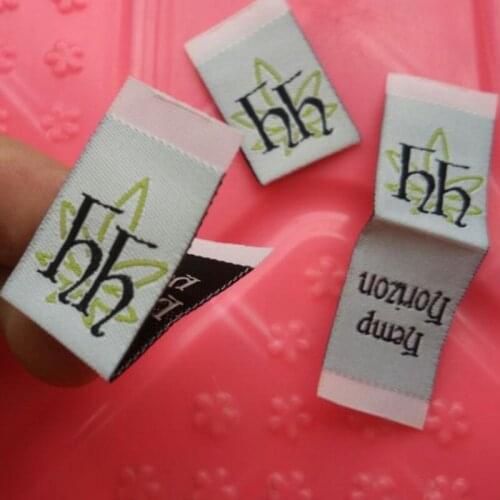 1000 pcs Custom cream white damask polyester cloth woven label loop fold 2 * 6.5 cm