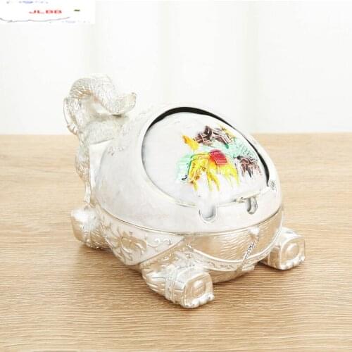 European Round Alloy Ashtray with Lid Decoration Living Room Household Portable Multifunction Prevent Fly Ash Home Metal Ashtray