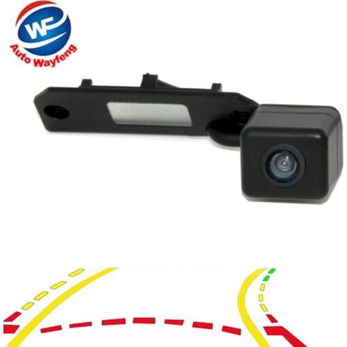 Intelligent Dynamic Trajectory Tracks Rear View Parking Camera For VW Touran Passat Jetta Caddy Golf Plus Multivan Skoda Superb