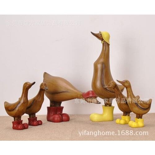 European and American home-style resin ornaments crafts furnishings creative paternity duck duck lovers wedding gifts 2 + 1