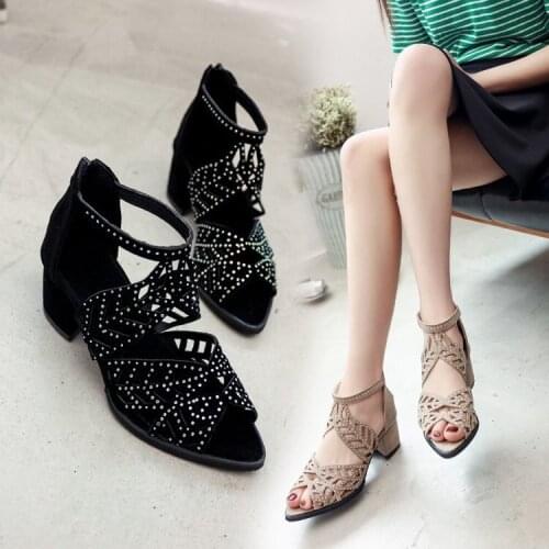 2021 Hot New Style Women Summer Hollow Out Faux Leather Rhinestones Thick Heel Zipper Sandals Shoes Eur35-41