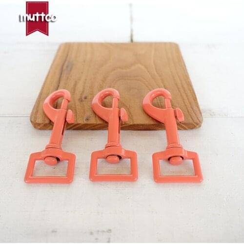 Retail metal stoving varnish dog clasp new candy colors swivel snap hook Diy dog collar accessories CPK-20R