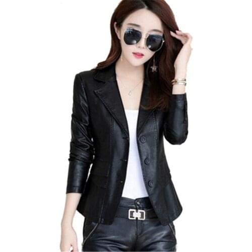 Spring ladies leather black long-sleeved short locomotive Korean version of the self-cultivation womens big size leather jacket