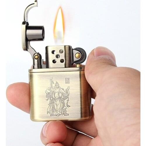 Chinese Traditional Old-fashioned Retro Style Guan Gong Bronze Creative Cool Kerosene Lighter Smoking Accessories for Weed